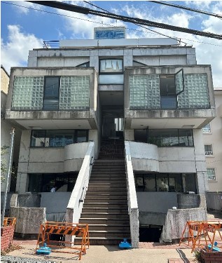 河内長野駅前テナントビル